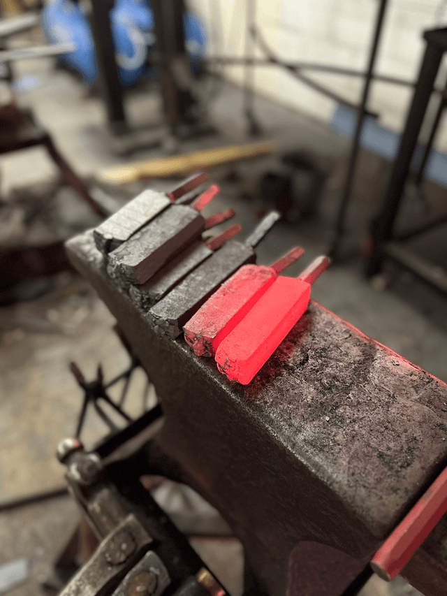 Mon / Tue 26 - 27 May 2025 two day knife making course. Use Pickup shipping method if it’s just for you. 